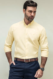 Camisa slim fit para hombre con dobby geométrico, cuello francés y manga larga