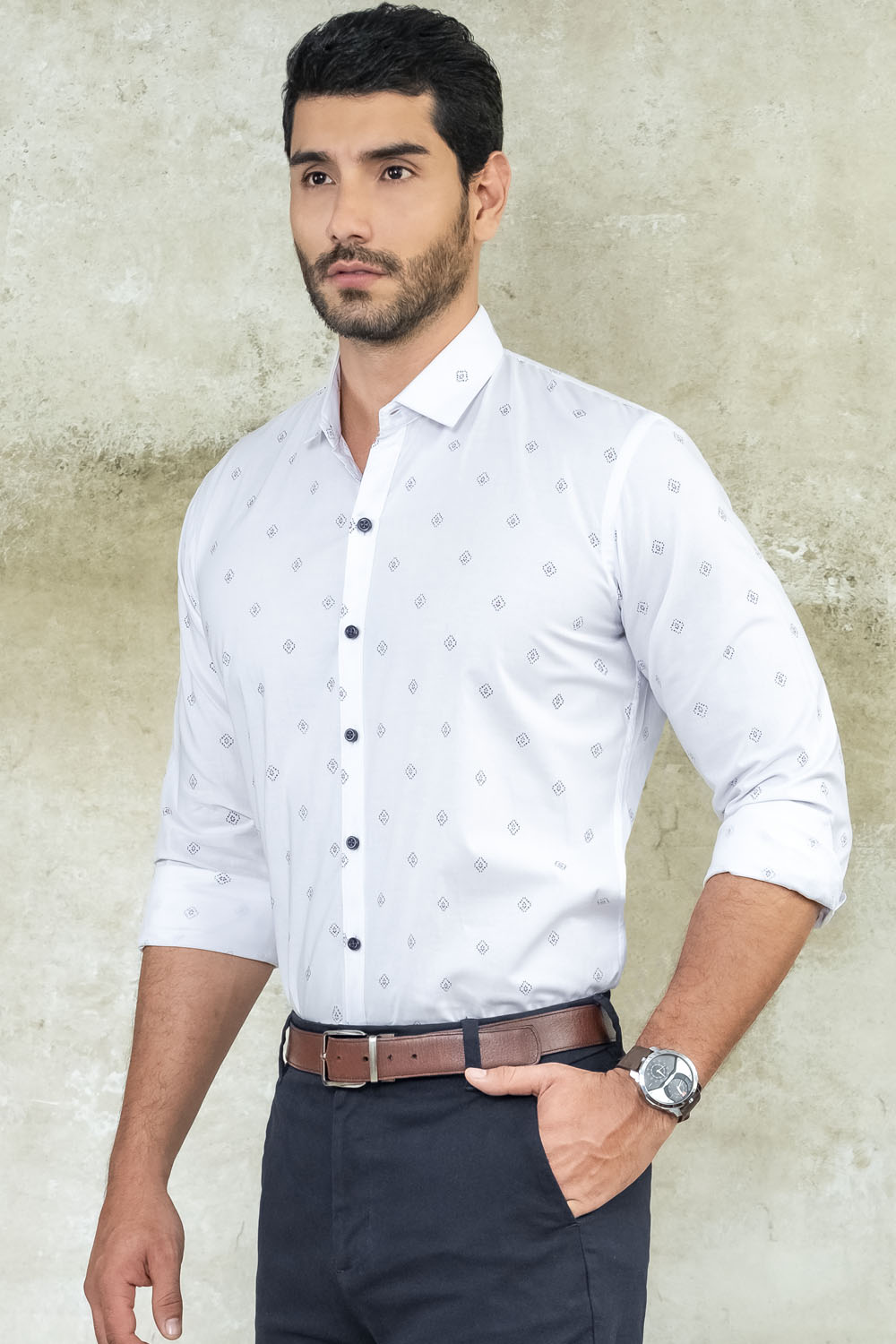 Camisa slim fit para hombre en algodón con estampado miniprint y cuello italiano
