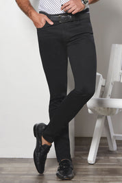 Pantalón drill stretch para hombre con ajuste cómodo y diseño versátil